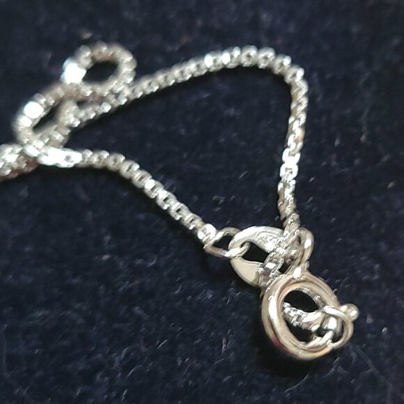 New Year's, Wedding, Quinceanera, Prom, Sterling silver necklace & drop earrings - Picture 4 of 6